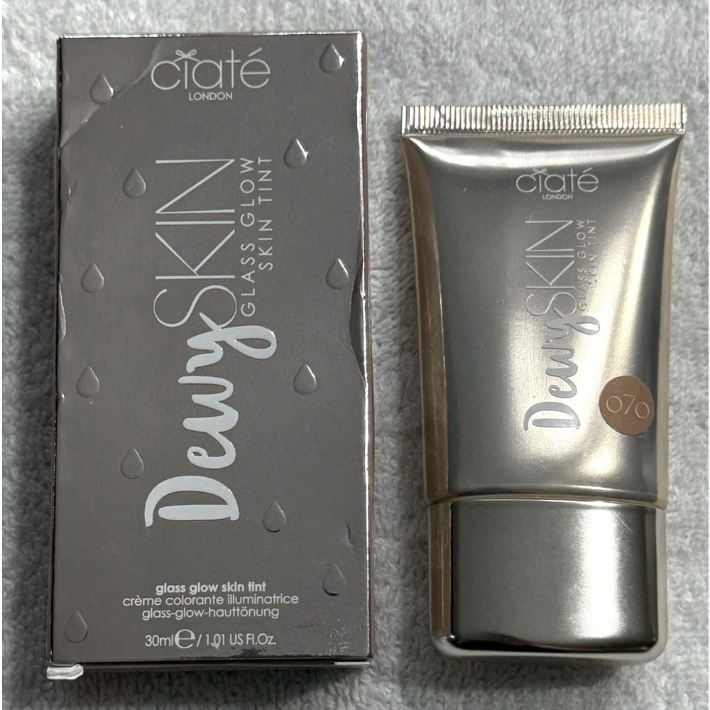 Ciate LONDON Dewy Skin Tint 070 (Tan,Cool) 30ml BRAND NEW/SEALED - Picture 5 of 8